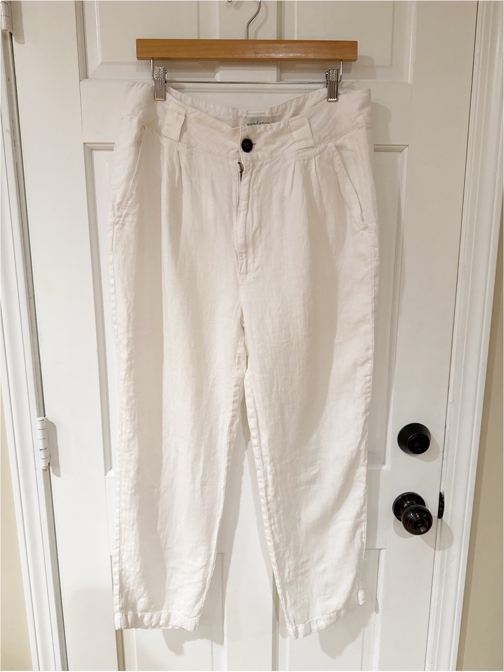 Sundance high-rise, front pleats linen pants size M
